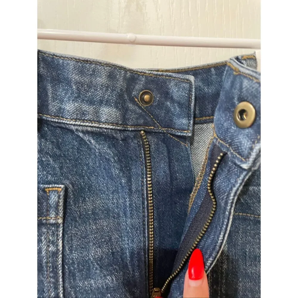 Madewell Curvy Emmett Shorts in a dark wash denim NWT - Picture 3 of 8